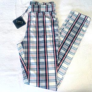 4/$20 BNWT Plaid Leggings Size S $5